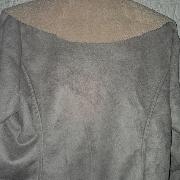 Lauren By Ralph Lauren Womens Faux Suede Shearling Jacket, Medium, Gray Beauty! - Picture 3 of 8